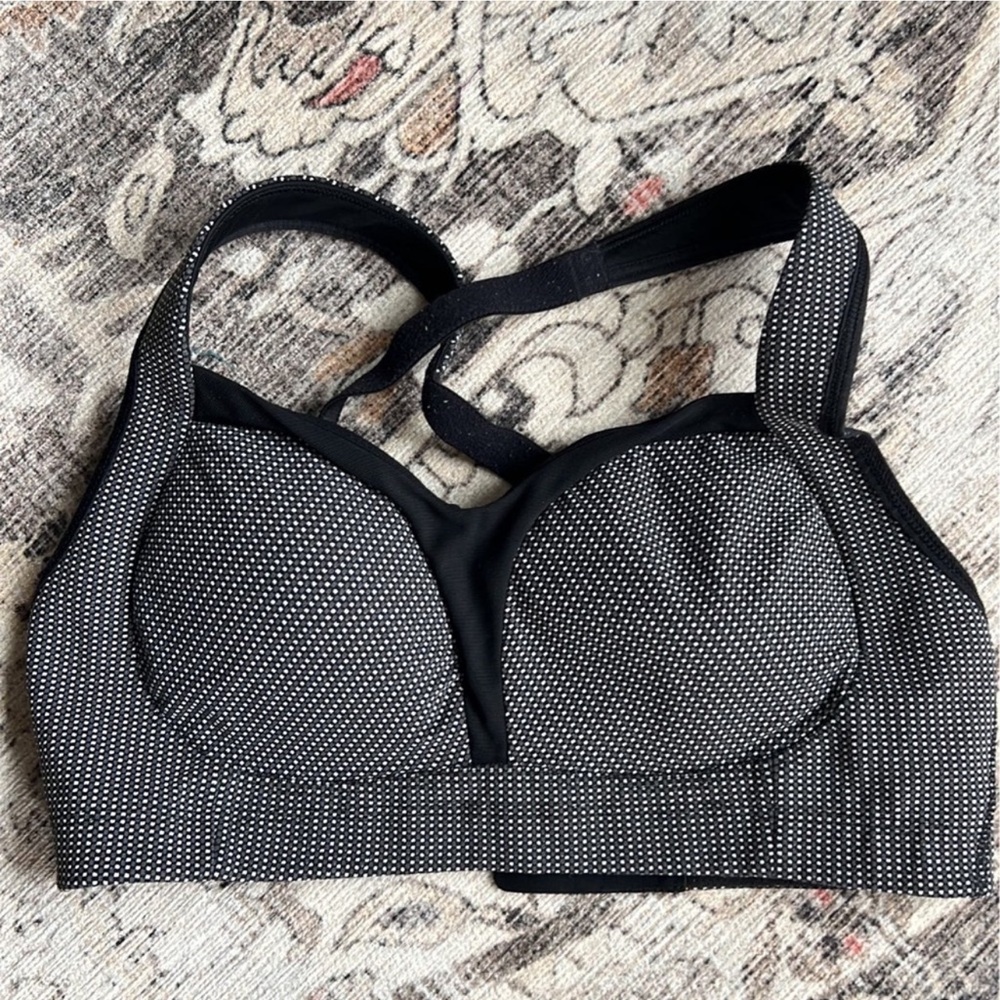 Lululemon Tata Tamer III Sports Bra 32DD